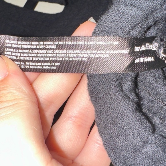 Free People women’s black boho smocked crop top XS bohemian summer spring cotton - Picture 5 of 10